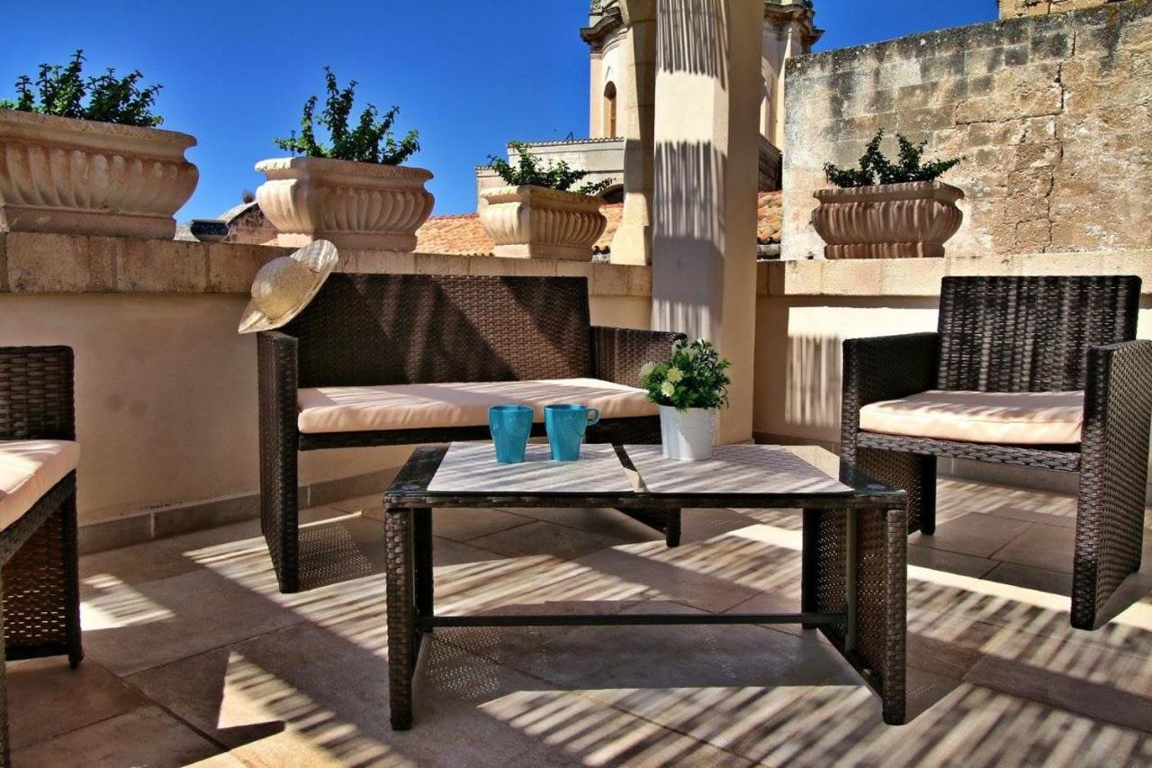 Casa Aurora 17 Con Terrazza Apartment Monopoli Bagian luar foto